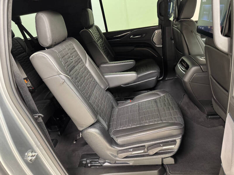 2023 Cadillac Escalade-V ESV