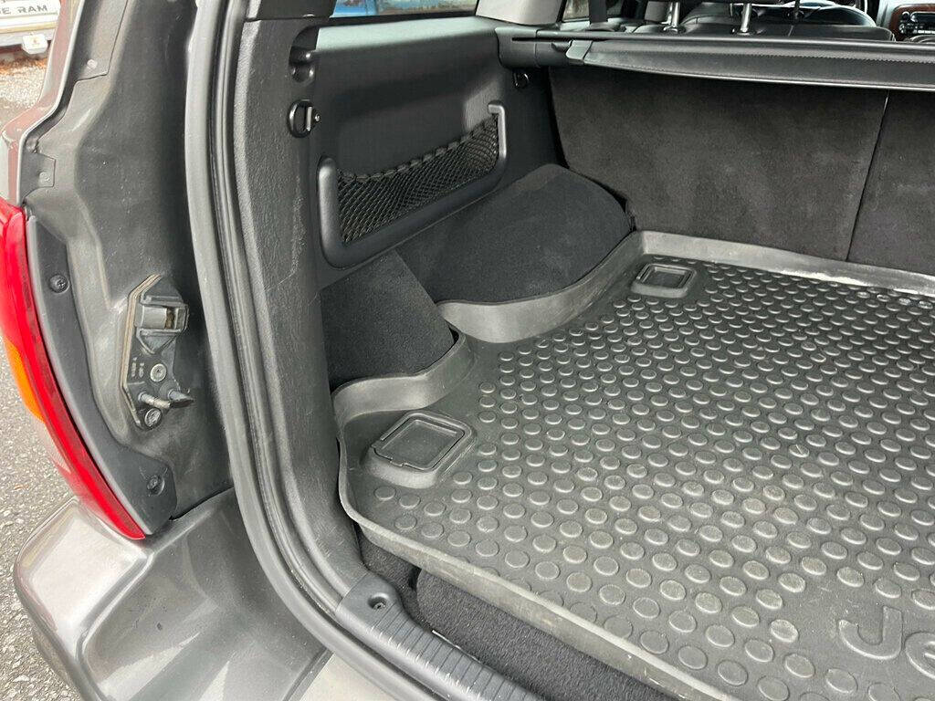 2004 Jeep Grand Cherokee 68