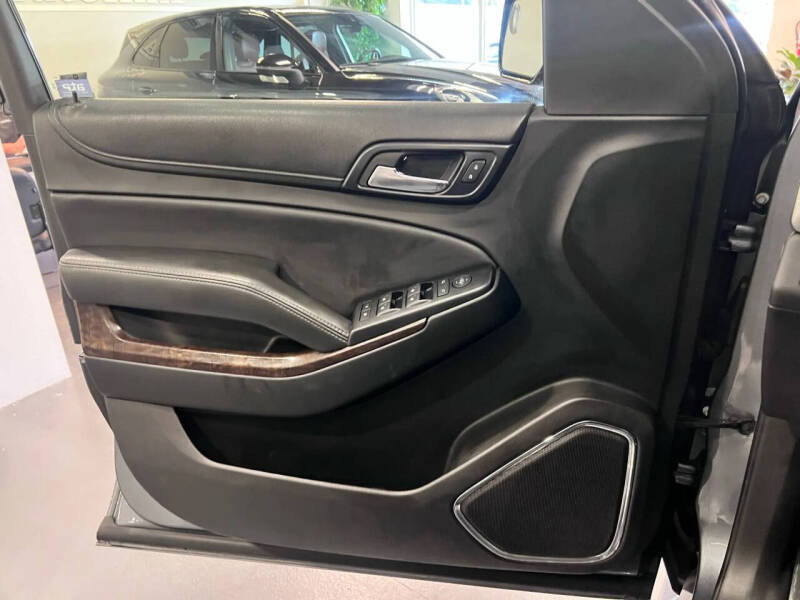 2018 Chevrolet Suburban LS