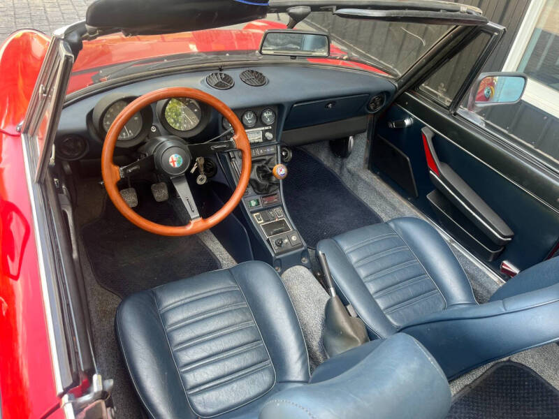 1983 Alfa Romeo Spider Veloce