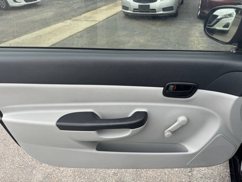 2010 Hyundai Accent Blue