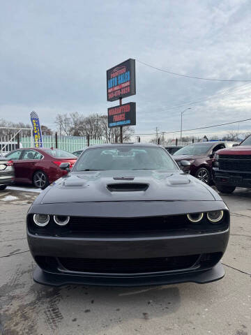 2015 Dodge Challenger for sale at PRISTINE AUTO SALES INC in Pontiac MI