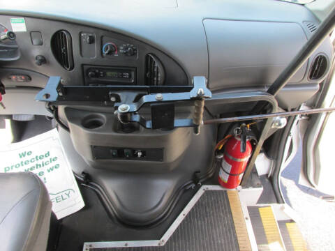 2006 Ford E-Series E-350 SD