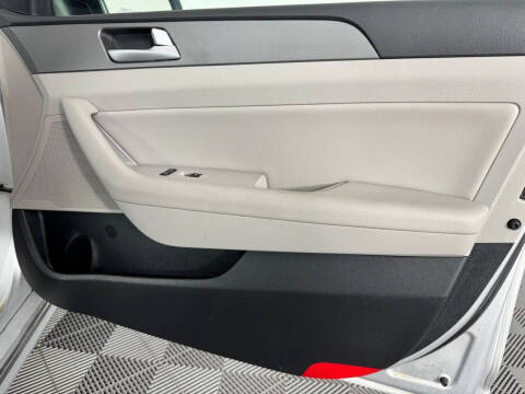 2016 Hyundai Sonata Hybrid SE