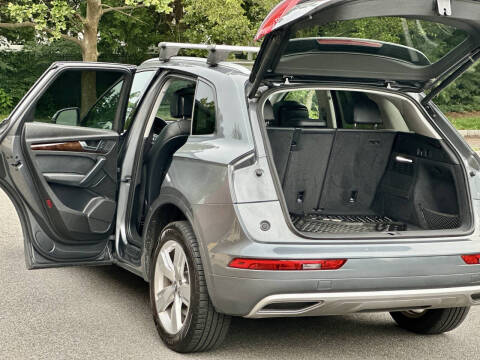 2018 Audi Q5 2.0T quattro Premium