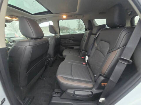 2025 Nissan Pathfinder Platinum