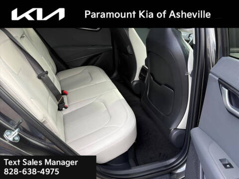 2025 Kia Niro EX Touring