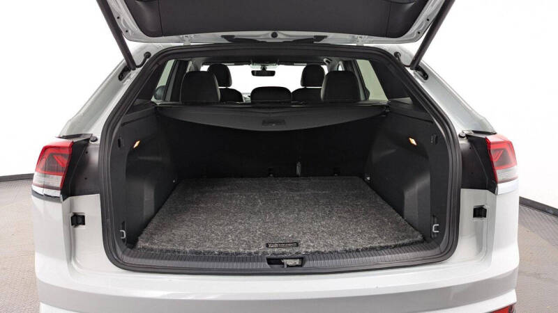 2023 Volkswagen Atlas Cross Sport SE