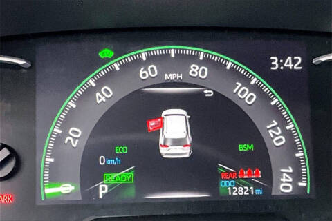 2023 Toyota RAV4 Hybrid XLE Premium