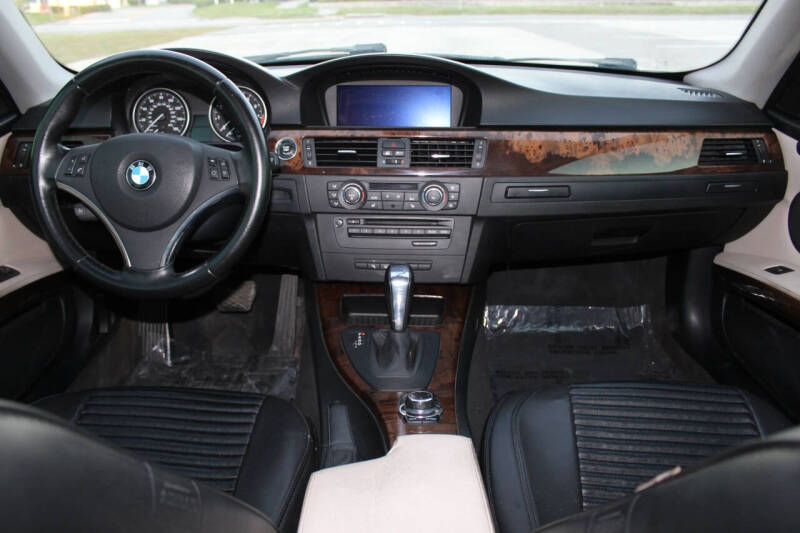 2012 BMW 3 Series 328i