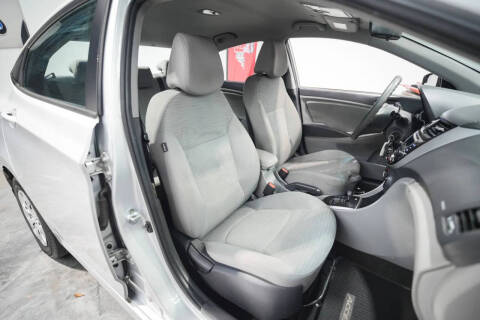 2015 Hyundai Accent GLS