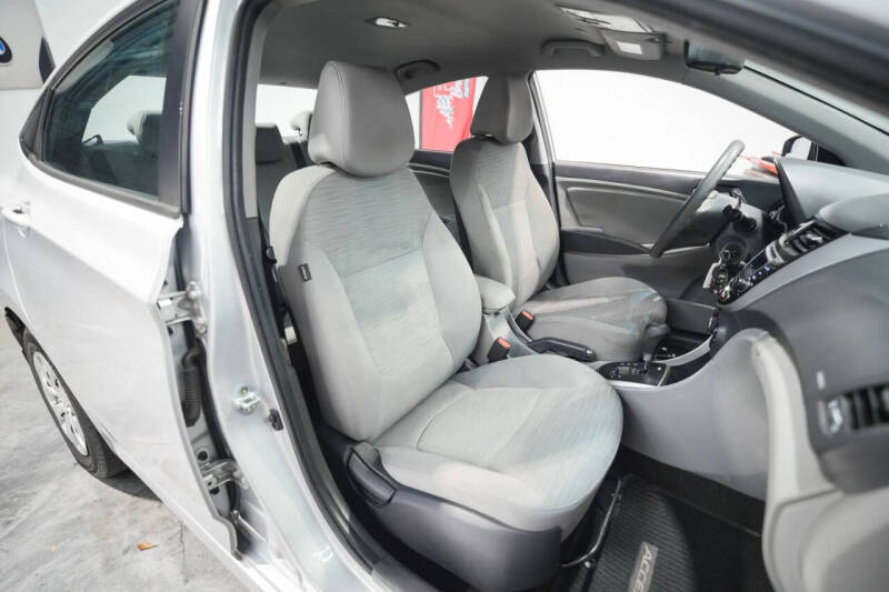 2015 Hyundai Accent GLS