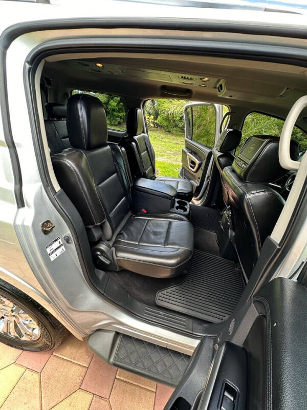 2015 Nissan Armada Platinum