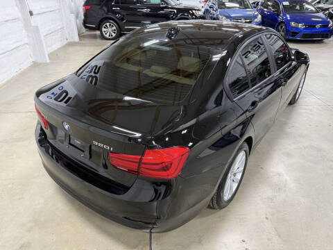 2018 BMW 3 Series 320i xDrive