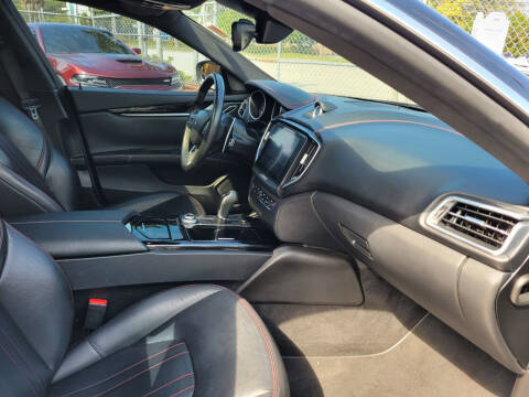 2017 Maserati Ghibli S