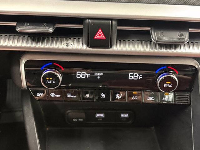 2022 Kia K5