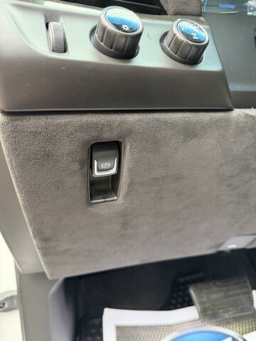 2017 Cadillac Escalade Platinum