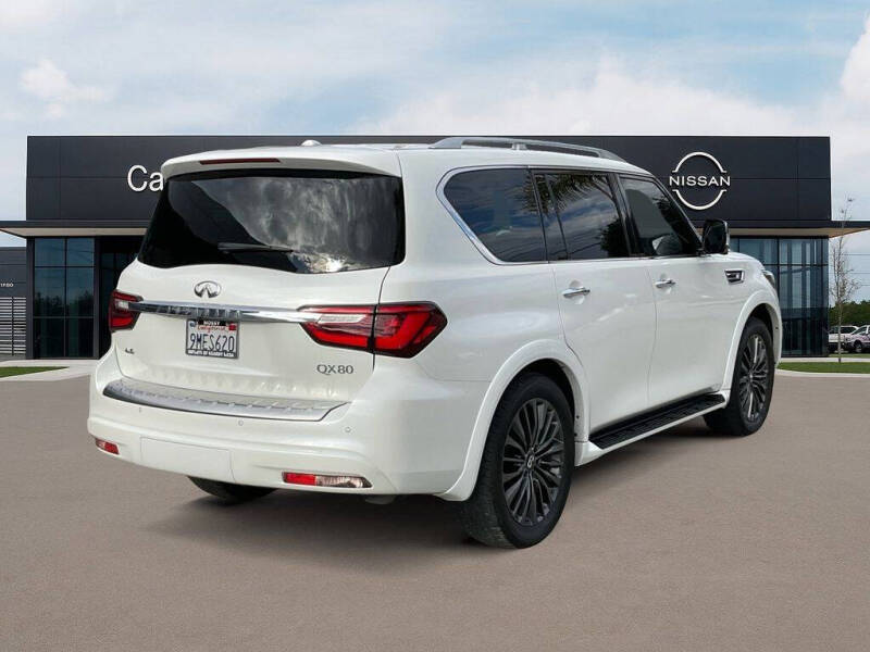 2023 Infiniti QX80 Sensory