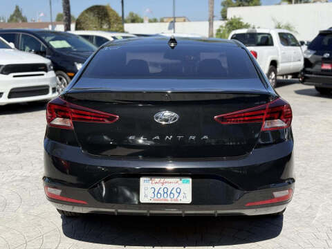 2020 Hyundai Elantra