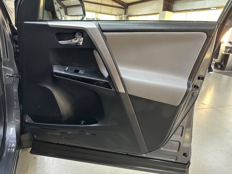 2016 Toyota RAV4 Hybrid Limited