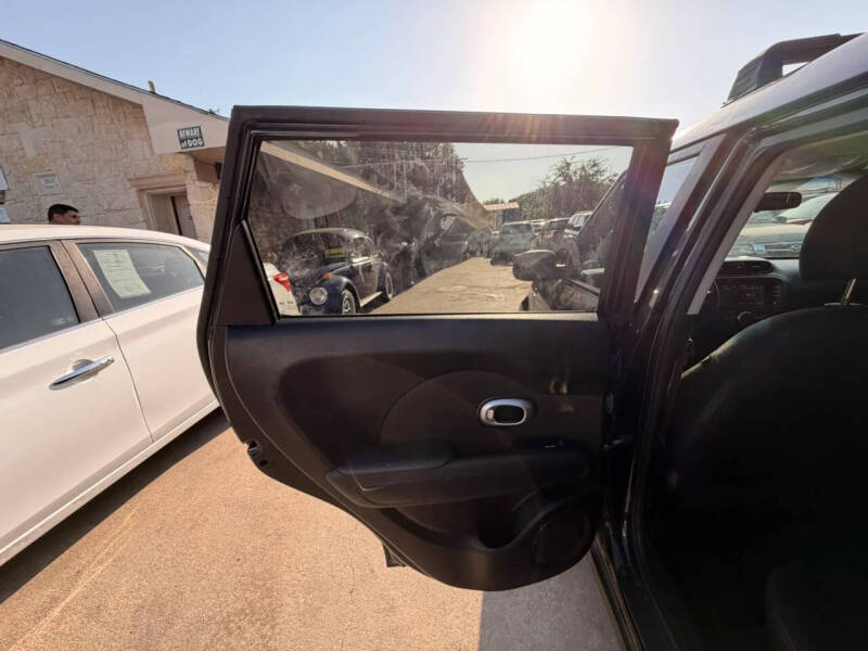 2018 Kia Soul +