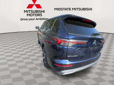 2025 Mitsubishi Outlander SE
