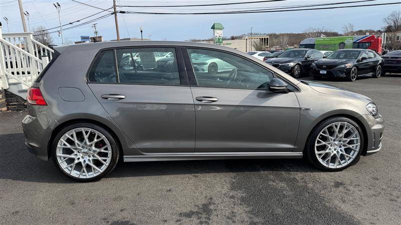2017 Volkswagen Golf R 4Motion