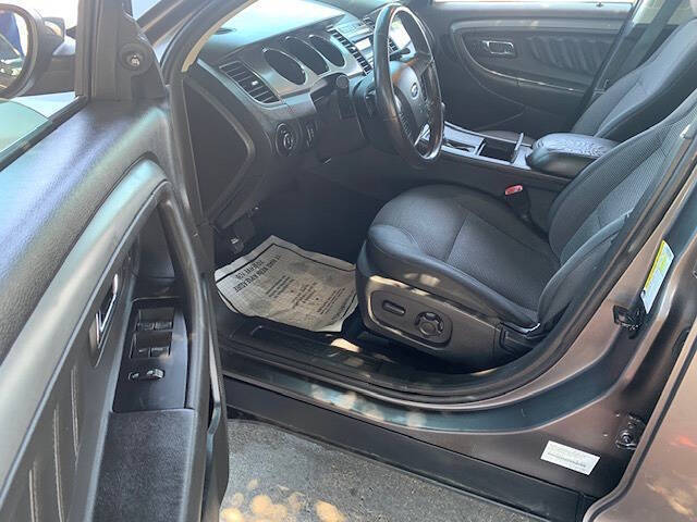 2011 Ford Taurus SEL