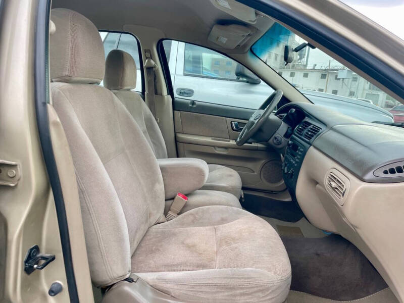 2001 Ford Taurus SES