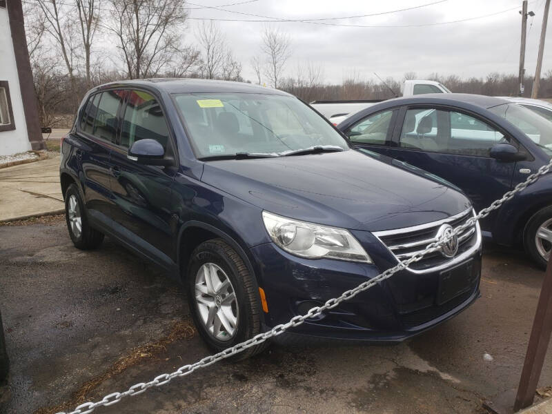2011 Volkswagen Tiguan for sale at Olde Towne Auto Sales in Germantown OH