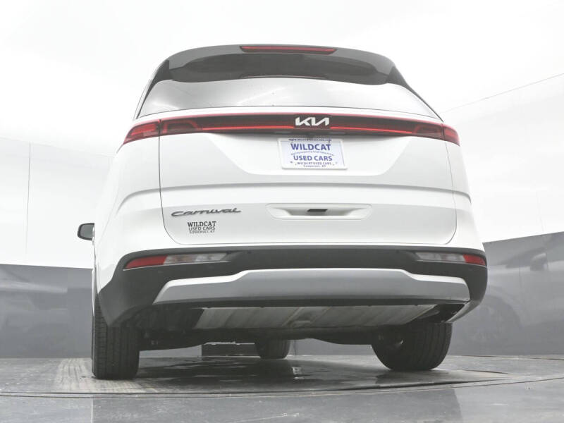 2022 Kia Carnival EX