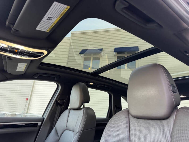 2018 Porsche Cayenne S