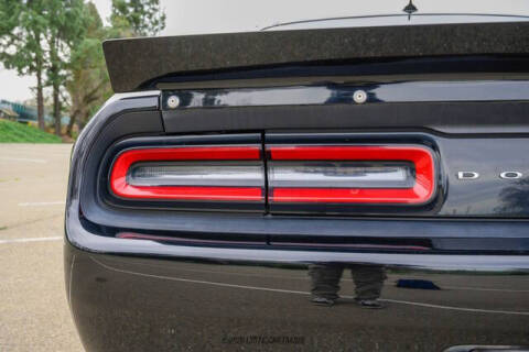 2016 Dodge Challenger SRT Hellcat