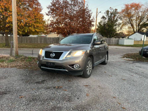 2013 Nissan Pathfinder for sale at York Auto Sales LLC in Lincoln NE