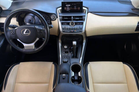 2017 Lexus NX 200t