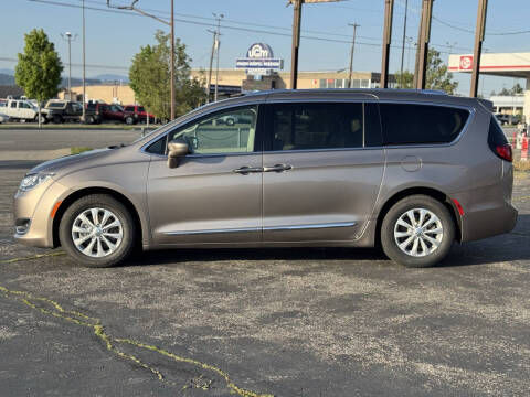 2018 Chrysler Pacifica Touring L Plus
