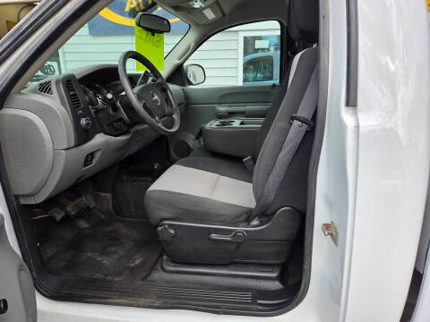 2009 GMC Sierra 2500HD Work Truck