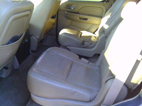 2011 Cadillac Escalade Luxury