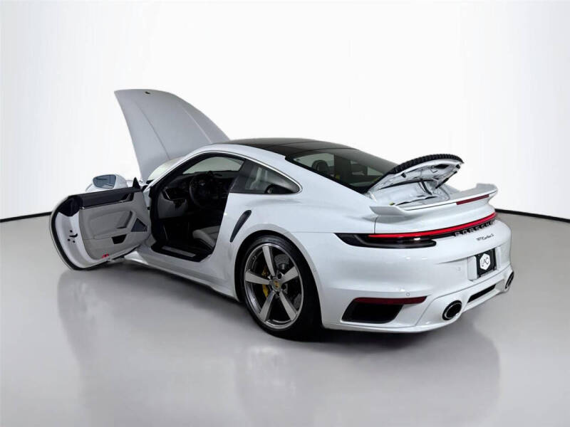 2022 Porsche 911 Turbo S