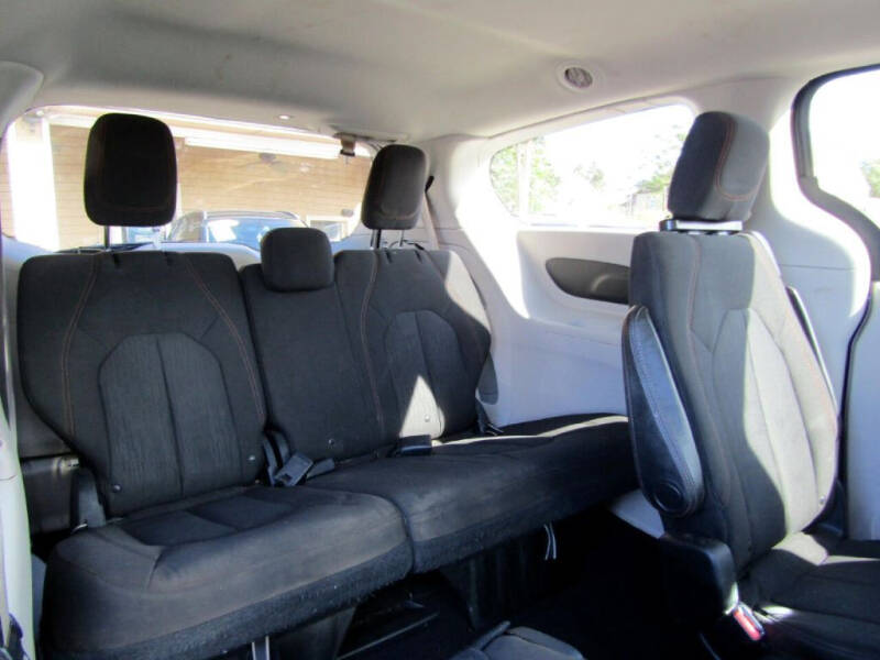 2017 Chrysler Pacifica Touring