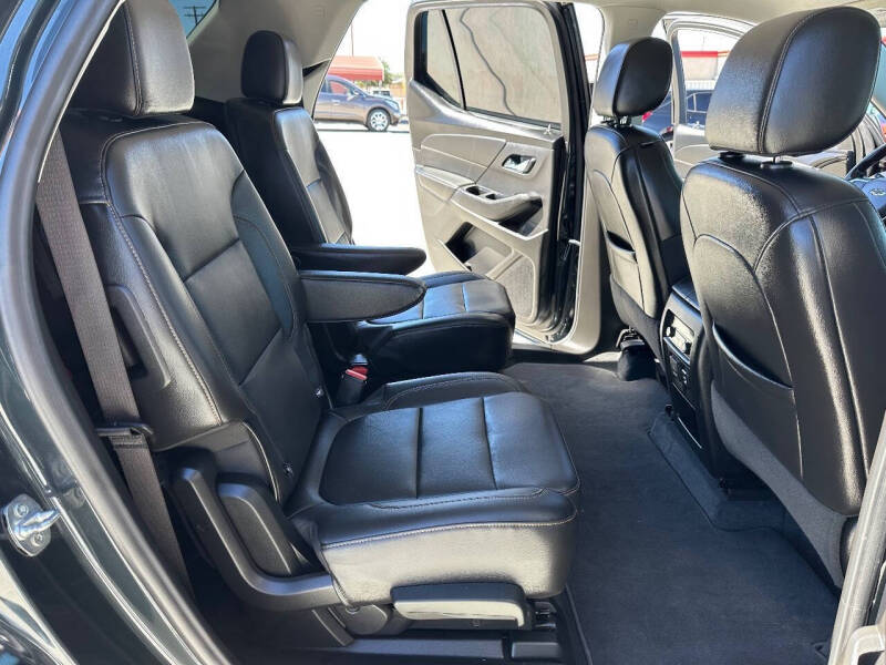 2021 Chevrolet Traverse RS