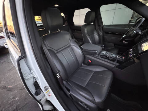 2020 Land Rover Discovery SE