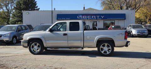 2004 Chevrolet Silverado 1500 LS