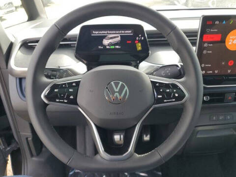 2025 Volkswagen ID. Buzz Pro S Plus 4Motion