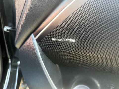 2017 Kia Cadenza Premium