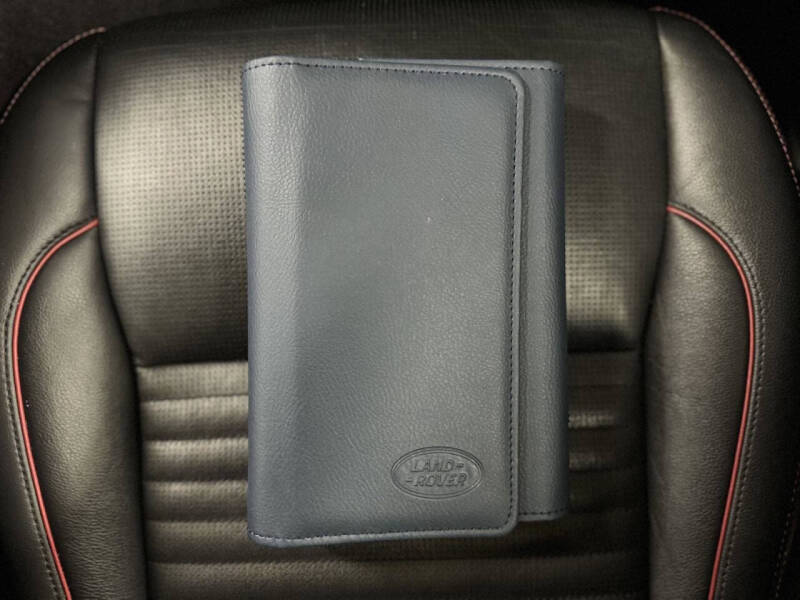 2022 Land Rover Discovery Sport P250 SE R-Dynamic