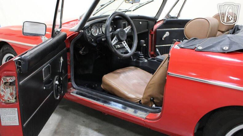 1972 MG B