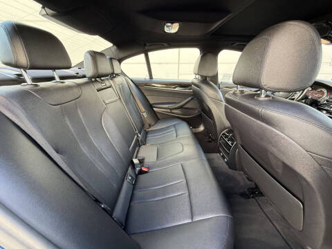 2017 BMW 5 Series 530i