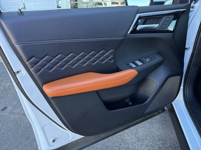 2024 Mitsubishi Outlander SEL