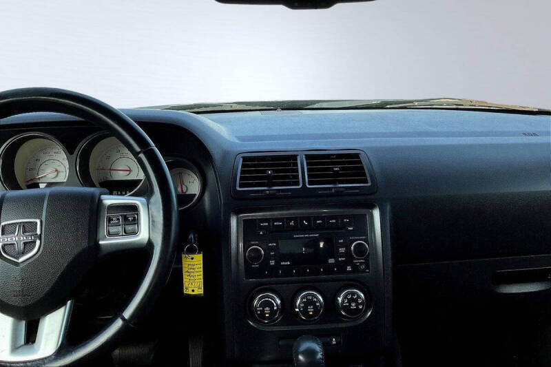2012 Dodge Challenger SXT
